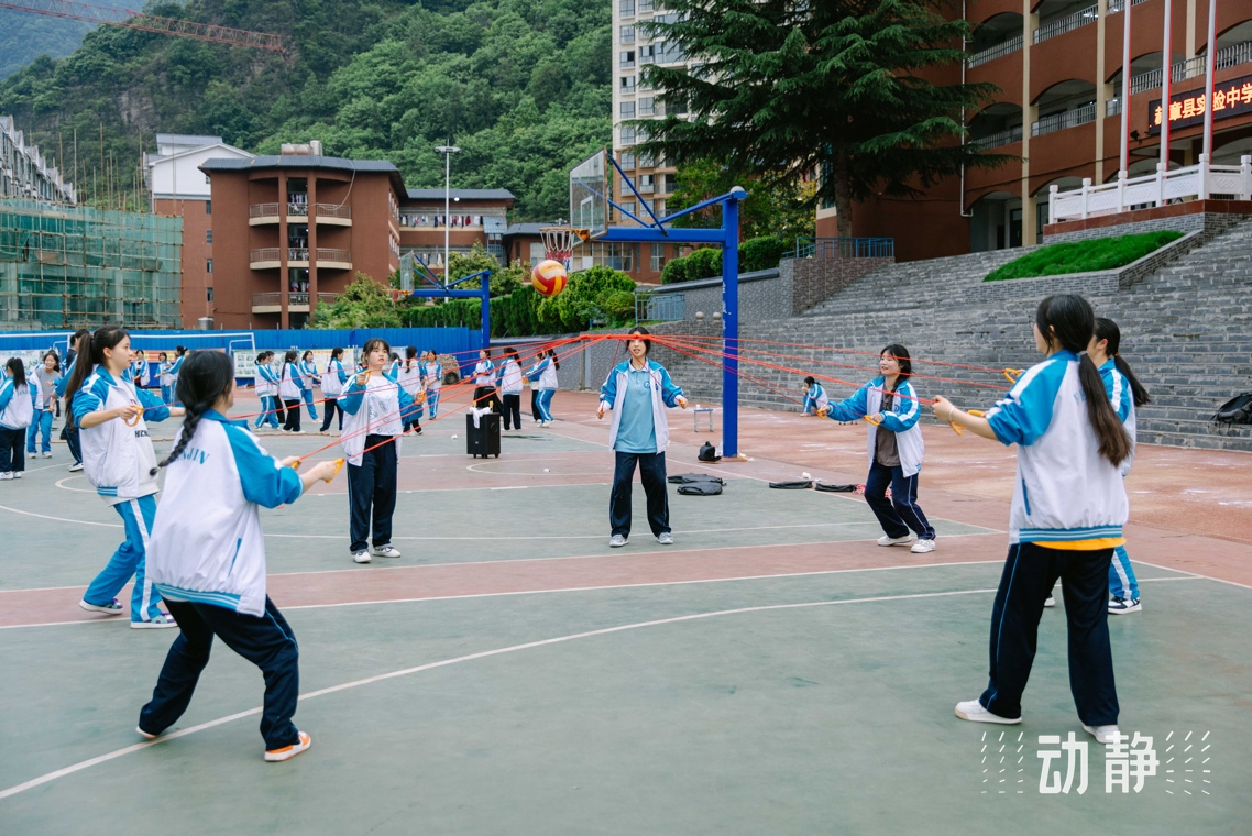 学校活动丰富多样，塑造学生全面发展大舞台