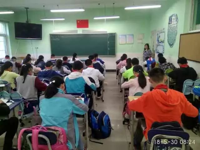 学校通过运动项目比赛培养学生竞争意识之道