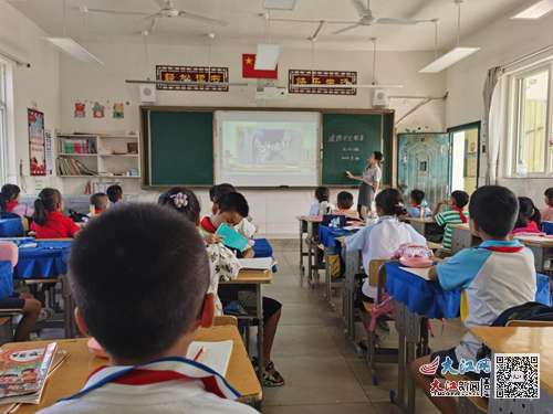 学校摄影比赛活动，提高学生艺术技能的舞台