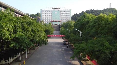 重庆市工贸高级技工学校，匠心培育的摇篮