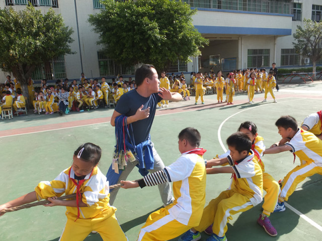 运动中的学生成长之旅