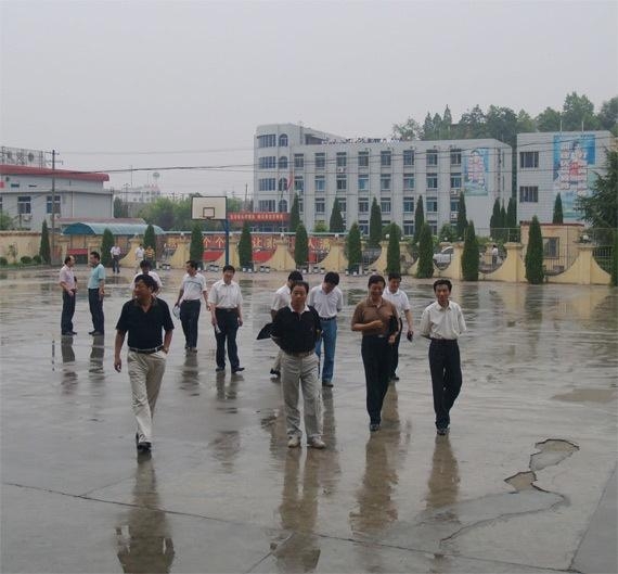 安康多伦实验学校，培育未来的摇篮之地